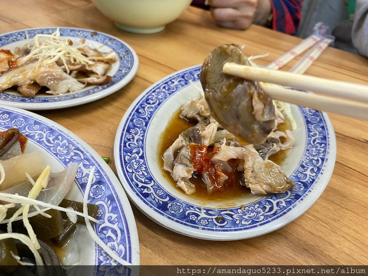 食記-台北市北投區裕民商圈無名米粉湯新鮮美味的街邊平實 食記-台北市北投區裕民商圈無名米粉湯新鮮美味的街邊平實
