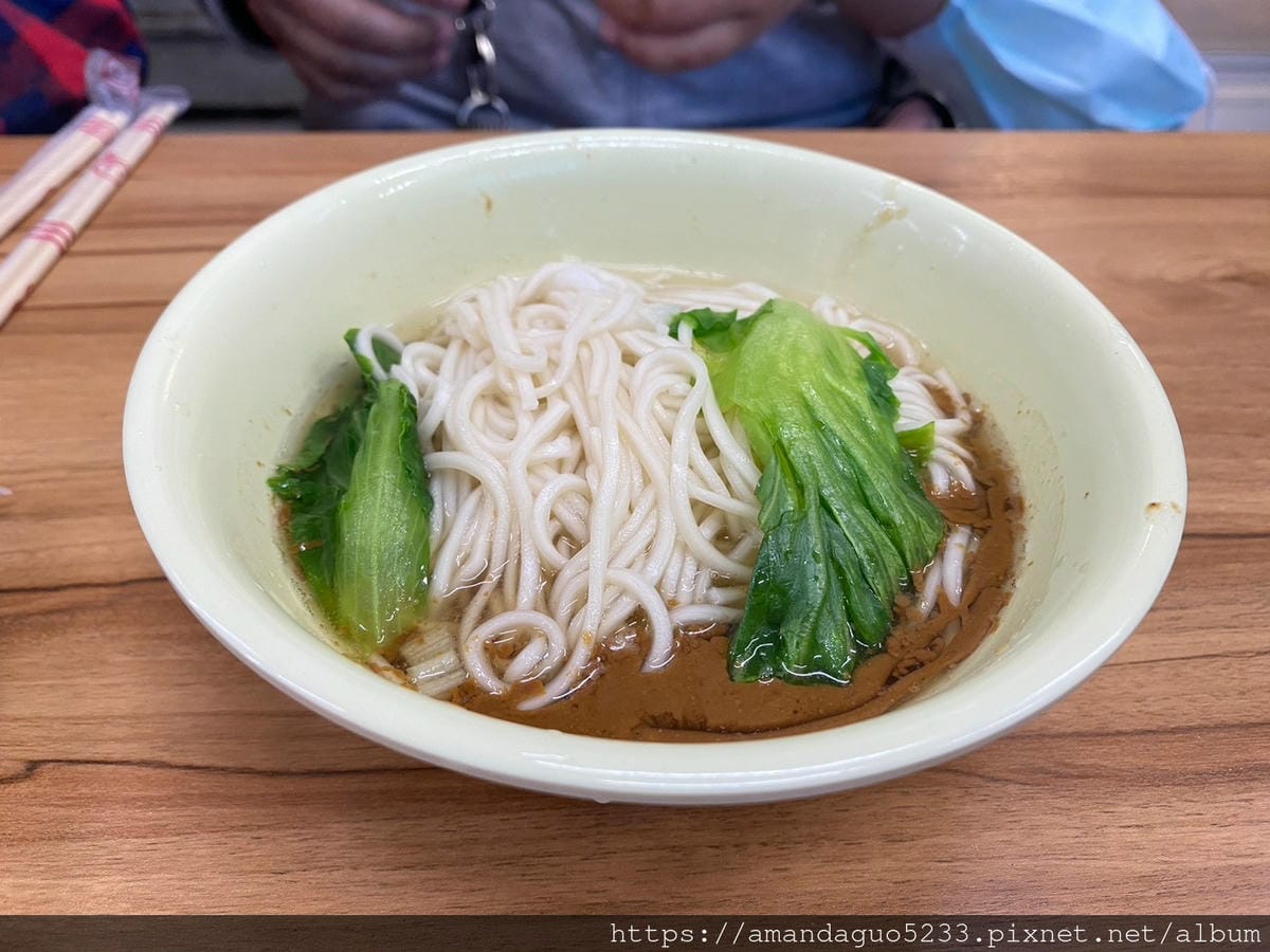 食記-台北市北投區裕民商圈無名米粉湯新鮮美味的街邊平實 食記-台北市北投區裕民商圈無名米粉湯新鮮美味的街邊平實
