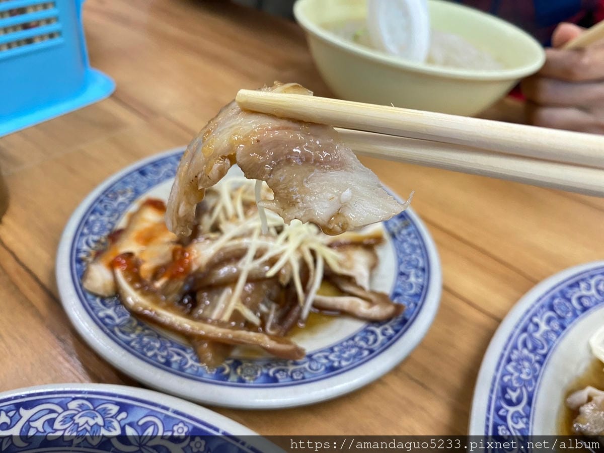 食記-台北市北投區裕民商圈無名米粉湯新鮮美味的街邊平實 食記-台北市北投區裕民商圈無名米粉湯新鮮美味的街邊平實