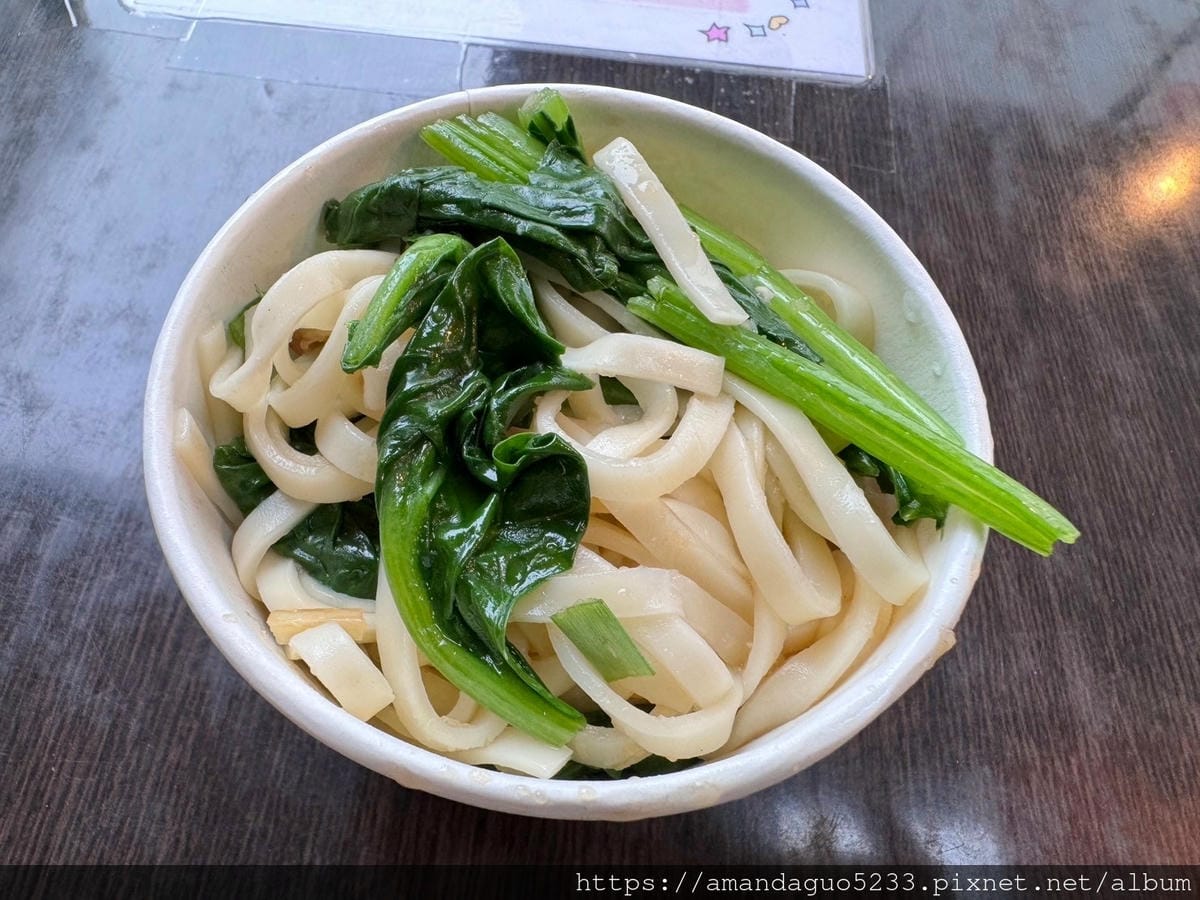 食記-新北市蘆洲區恩典號九份三角鹹湯圓古早味手作餛飩、 食記-新北市蘆洲區恩典號九份三角鹹湯圓古早味手作餛飩、