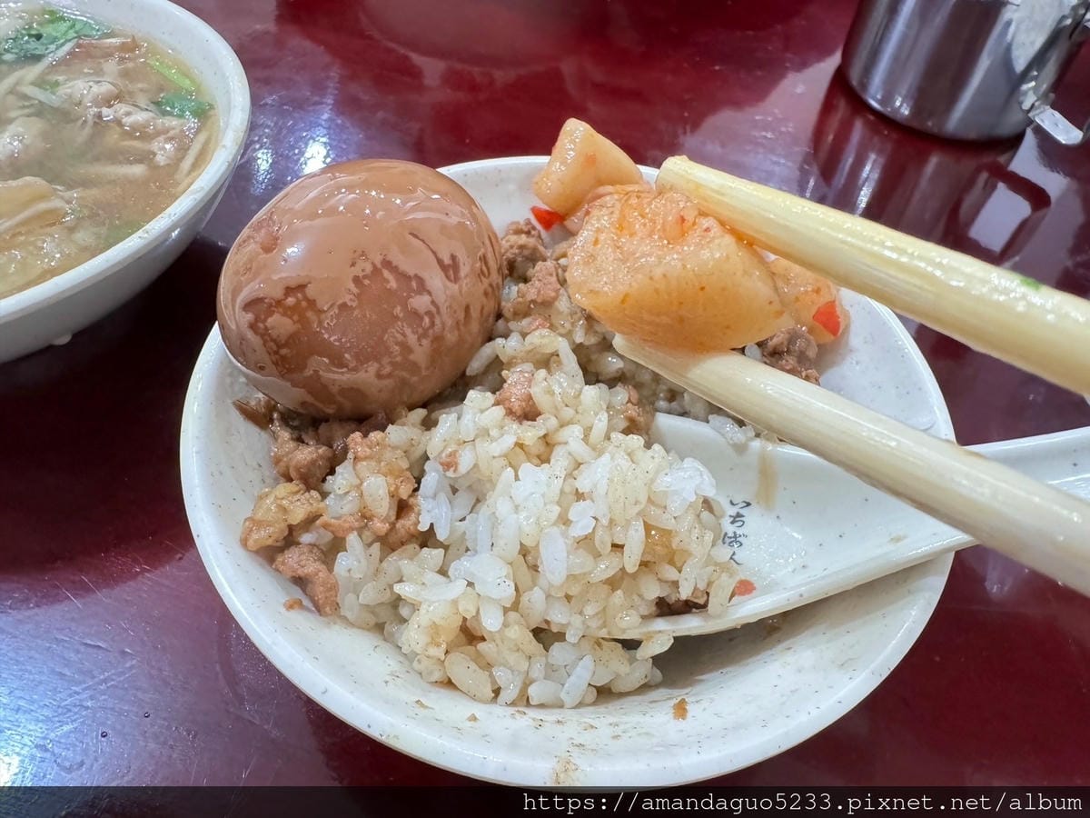食記-新北市蘆洲區圓環龍鳳號蘆洲廟口附近老字號在地美食