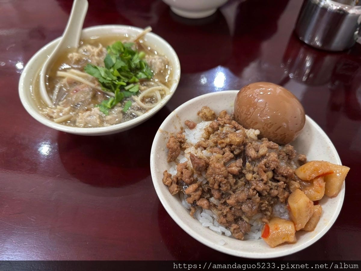 食記-新北市蘆洲區圓環龍鳳號蘆洲廟口附近老字號在地美食