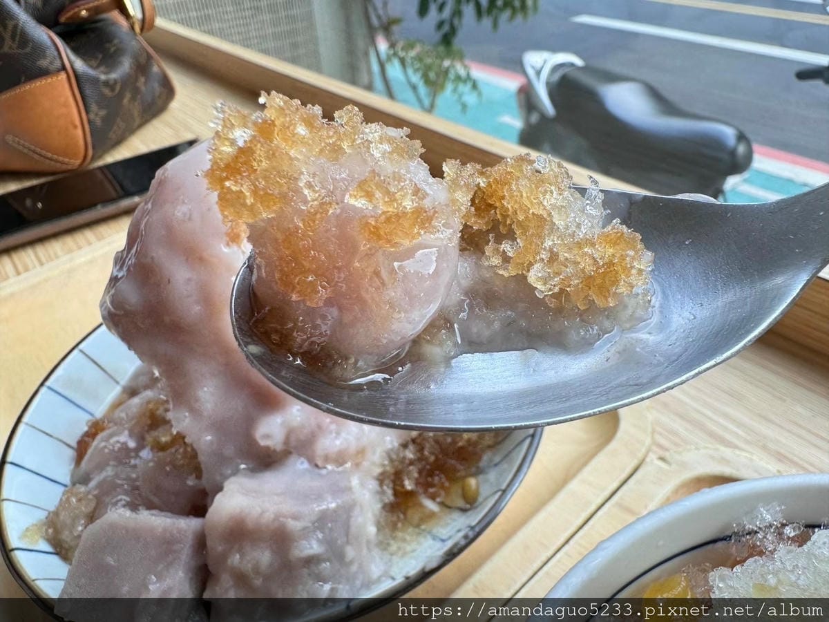 食記-台北市松山區春美冰菓室清新風打卡冰果室!黑糖芋頭