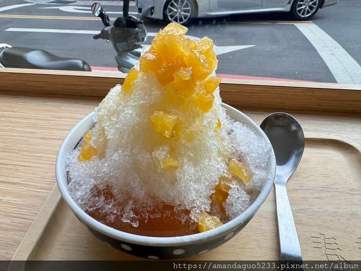 食記-台北市松山區春美冰菓室清新風打卡冰果室!黑糖芋頭