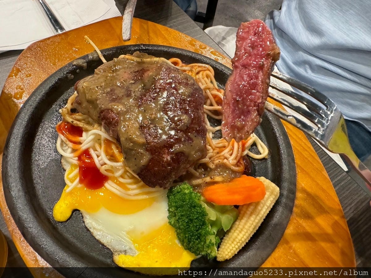 食記-新北市蘆洲區專獵牛排(蘆洲店)新開幕!原塊牛排新