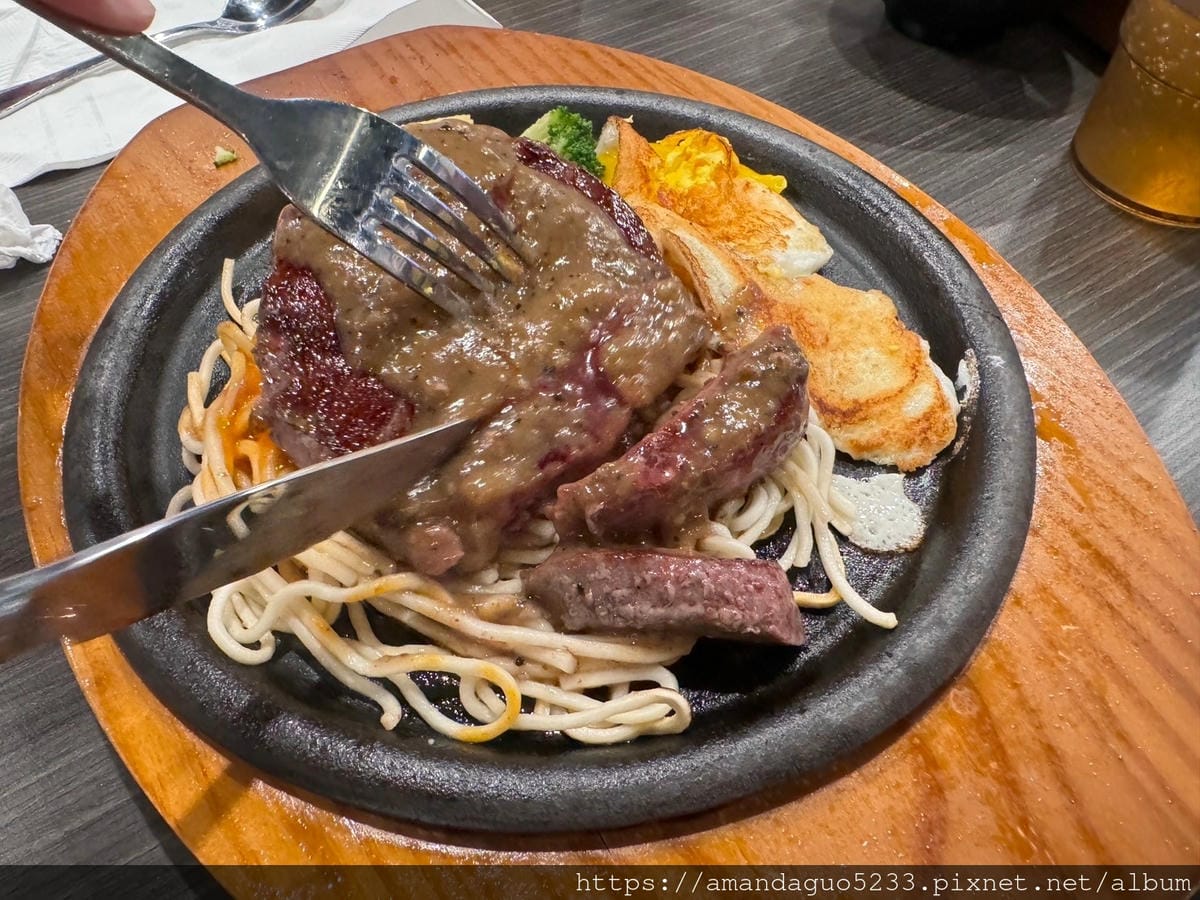 食記-新北市蘆洲區專獵牛排(蘆洲店)新開幕!原塊牛排新