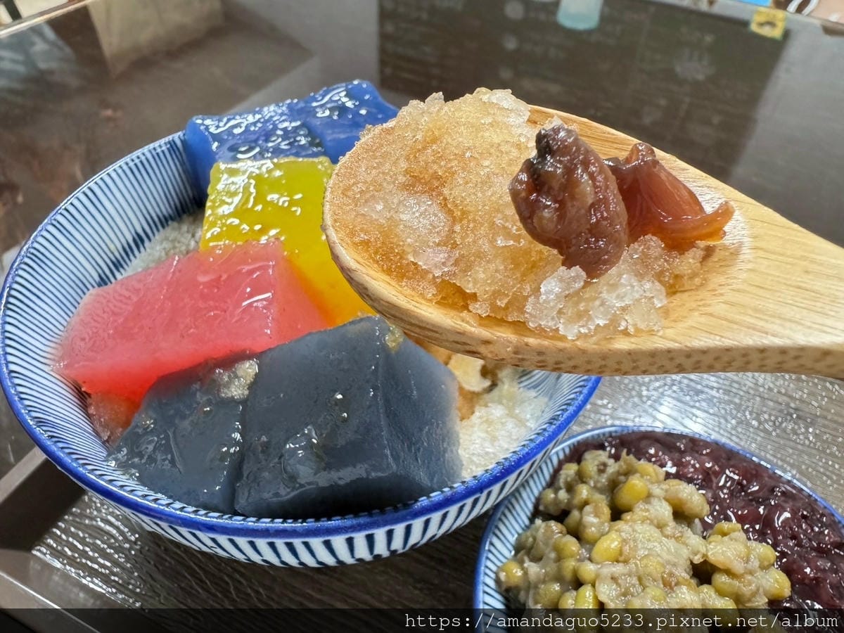 食記-台北市松山區來特冰淇淋國父紀念館站天然繽紛粉粿冰