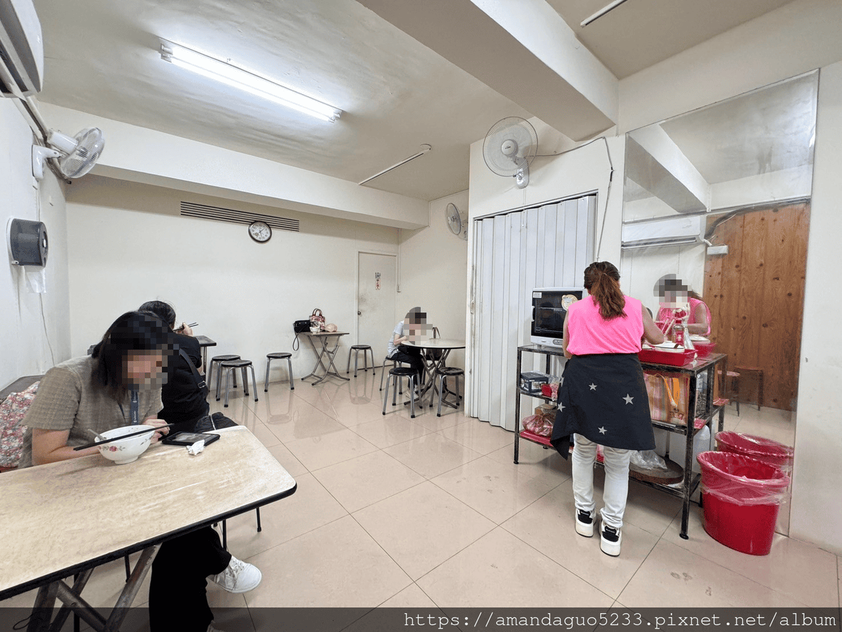 食記-台北市中正區城中無名魷魚羹到城中市場必嗑上一碗的