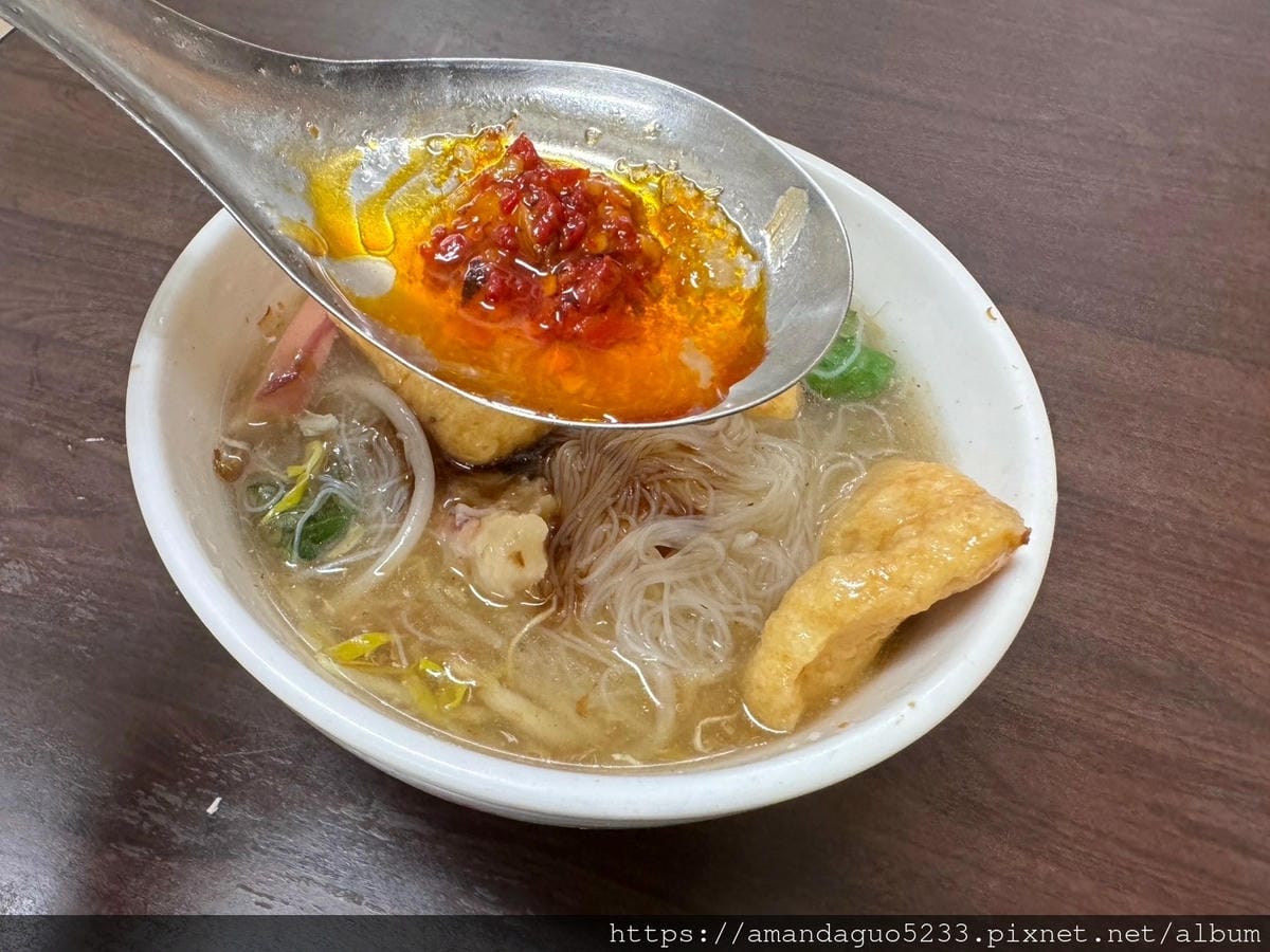 食記-台北市中正區城中無名魷魚羹到城中市場必嗑上一碗的