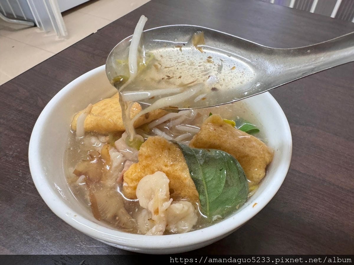 食記-台北市中正區城中無名魷魚羹到城中市場必嗑上一碗的