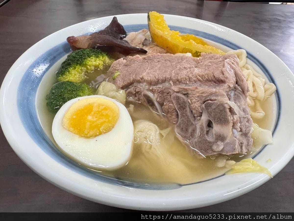 食記-台北市中山區就是麵簡單卻不簡單的麵,牛肉vs番茄 食記-台北市中山區就是麵簡單卻不簡單的麵,牛肉vs番茄