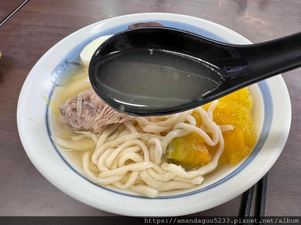 食記-台北市中山區就是麵簡單卻不簡單的麵,牛肉vs番茄 食記-台北市中山區就是麵簡單卻不簡單的麵,牛肉vs番茄