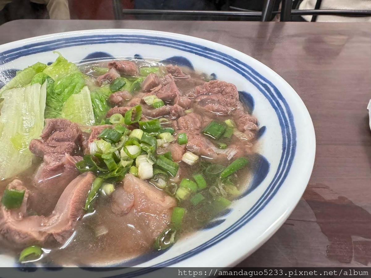 食記-台北市中山區就是麵簡單卻不簡單的麵,牛肉vs番茄 食記-台北市中山區就是麵簡單卻不簡單的麵,牛肉vs番茄