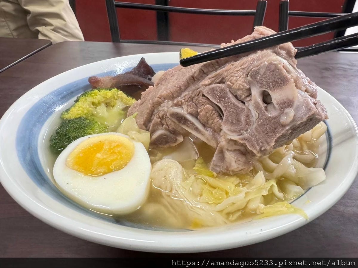 食記-台北市中山區就是麵簡單卻不簡單的麵,牛肉vs番茄 食記-台北市中山區就是麵簡單卻不簡單的麵,牛肉vs番茄