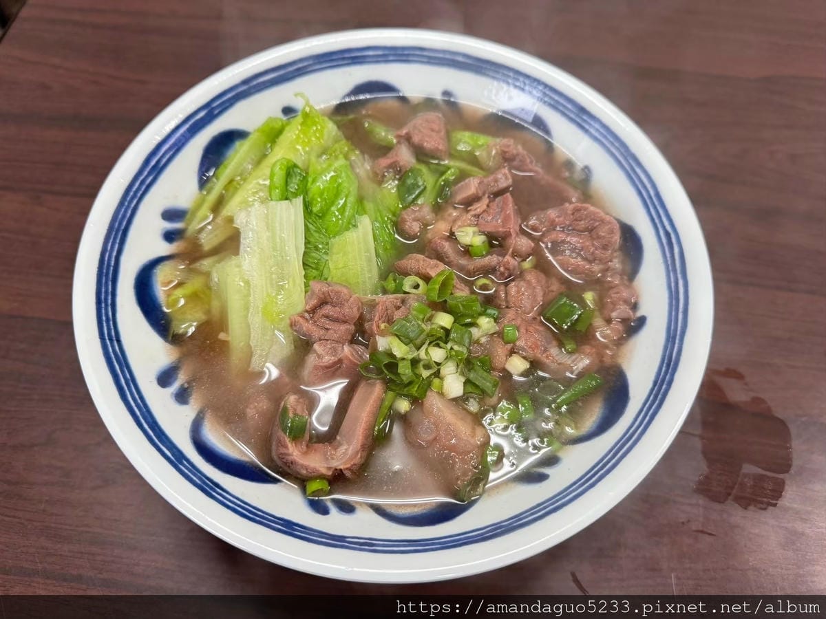 食記-台北市中山區就是麵簡單卻不簡單的麵,牛肉vs番茄 食記-台北市中山區就是麵簡單卻不簡單的麵,牛肉vs番茄