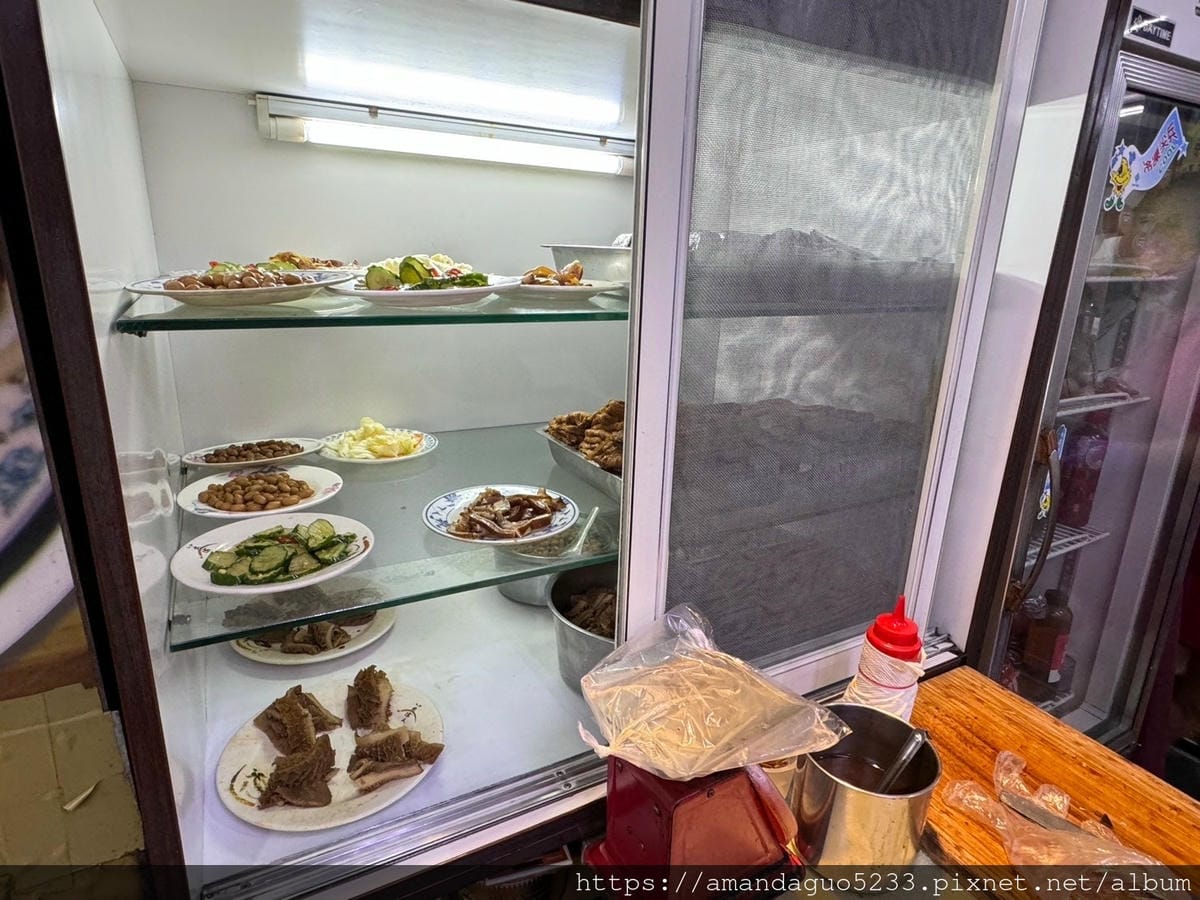 食記-台北市南港區昆陽牛肉麵昆陽捷運站重口味紅燒牛肉麵
