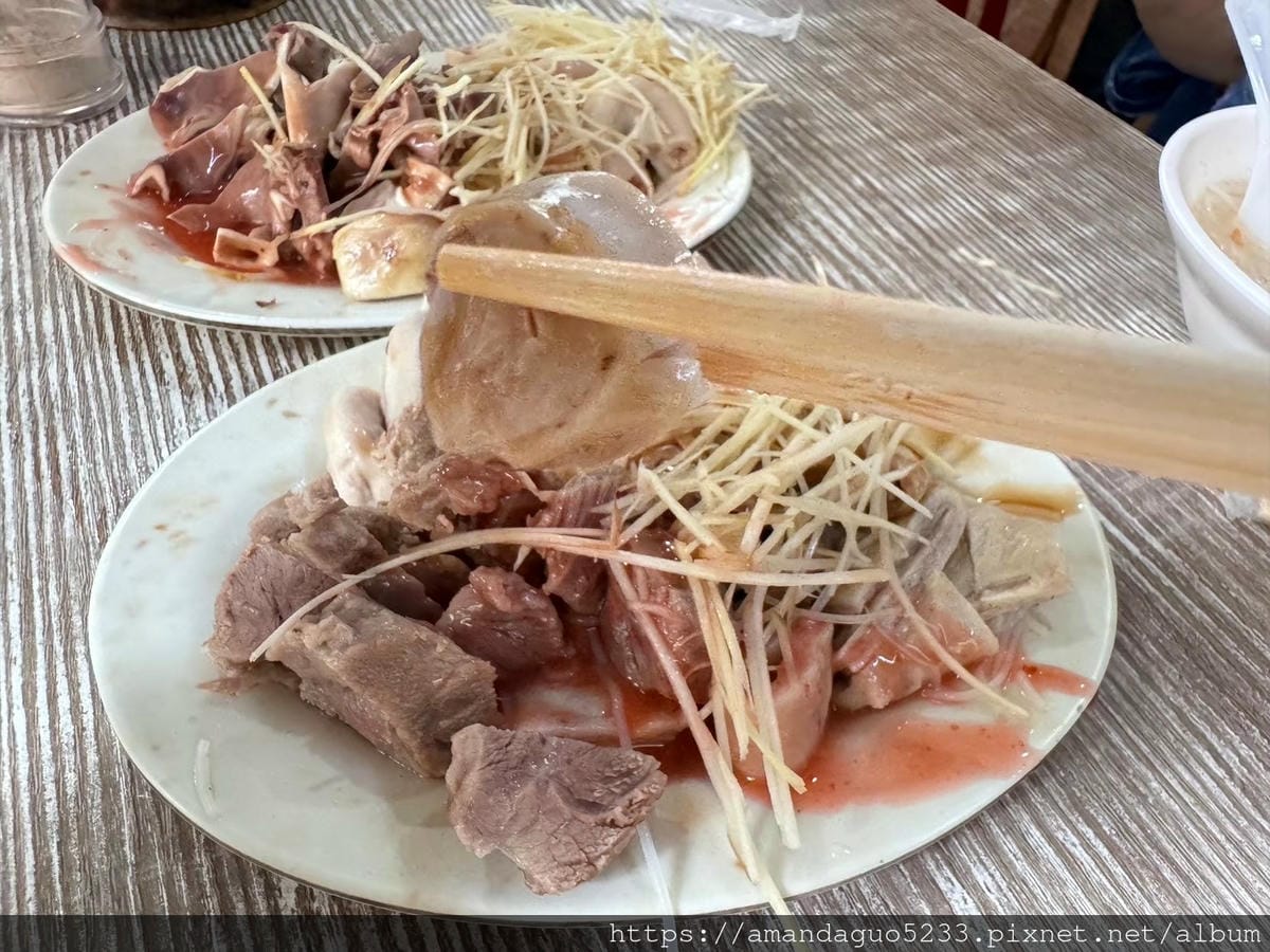 食記-台北市萬華區好款姨米粉湯巷弄內古早味米粉湯,切料