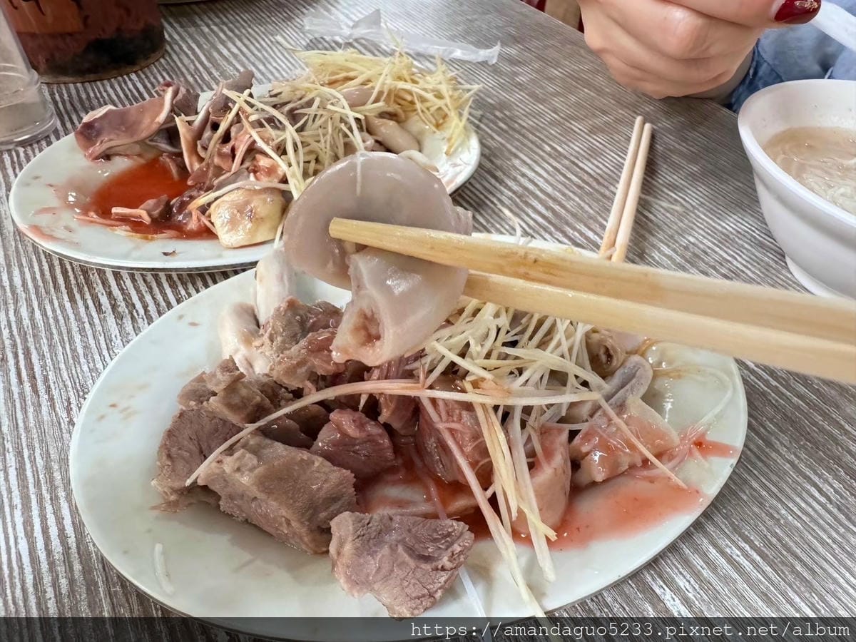 食記-台北市萬華區好款姨米粉湯巷弄內古早味米粉湯,切料