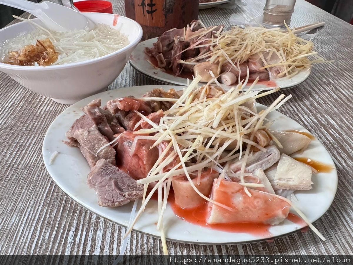 食記-台北市萬華區好款姨米粉湯巷弄內古早味米粉湯,切料