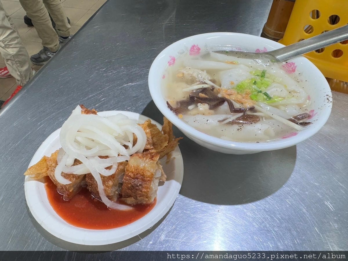 食記-台北市北投區北投鼎邊銼中繼市場內排隊美食,只賣鼎 食記-台北市北投區北投鼎邊銼中繼市場內排隊美食,只賣鼎