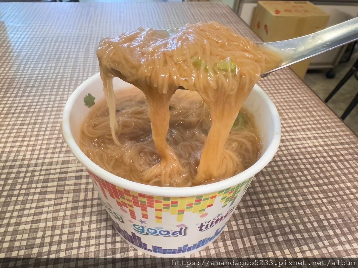 食記-台北市北投區北投紅麵線斑駁招牌的低調古早味紅麵線