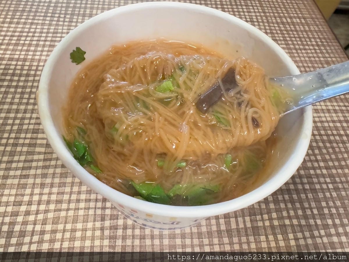 食記-台北市北投區北投紅麵線斑駁招牌的低調古早味紅麵線