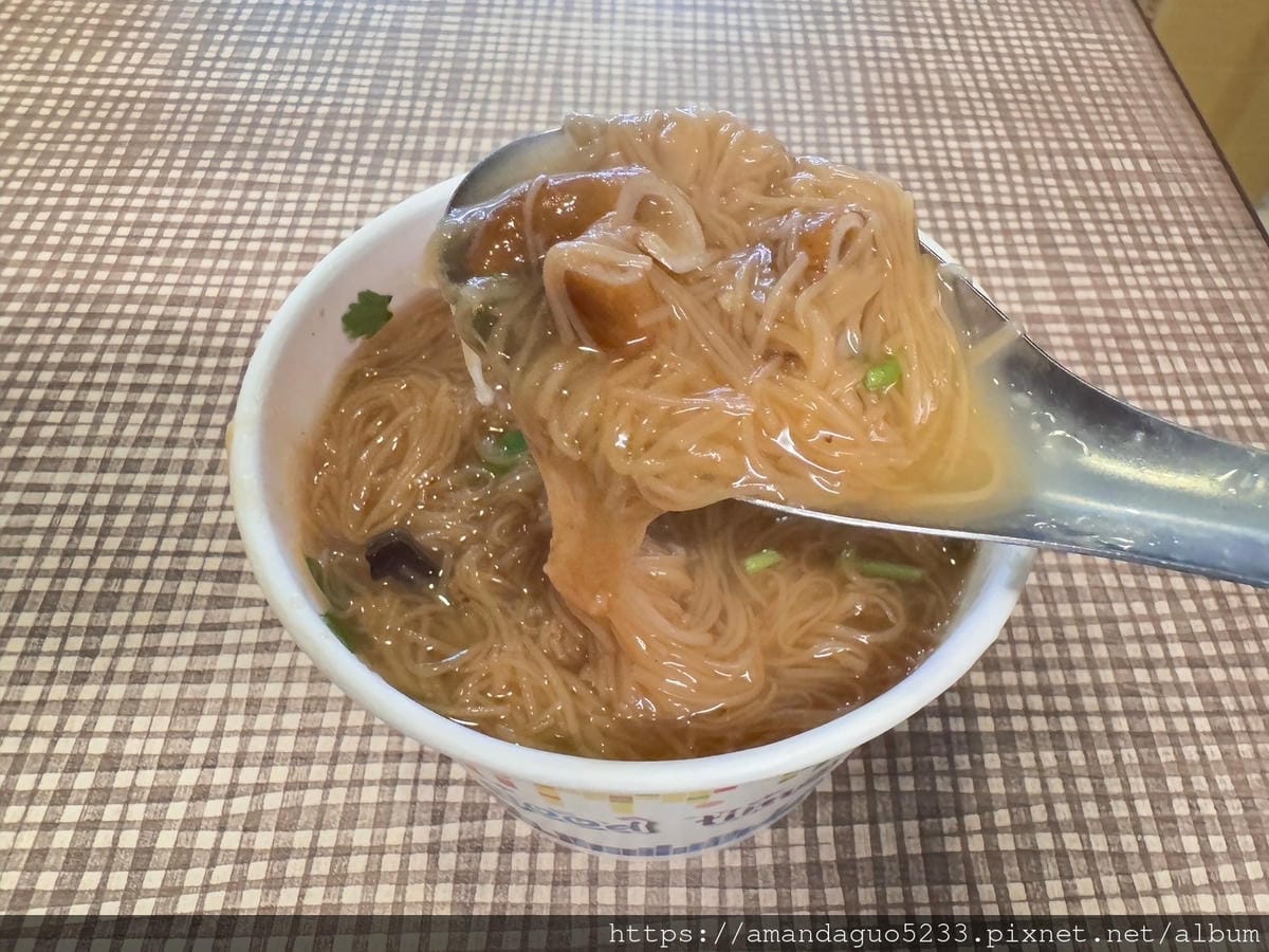 食記-台北市北投區北投紅麵線斑駁招牌的低調古早味紅麵線
