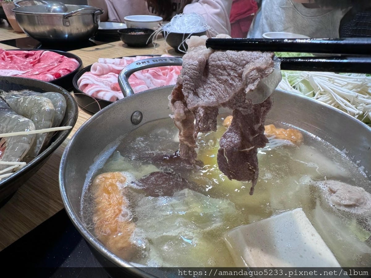 食記-新北市新莊區聚饗幸福鍋物新莊高評價小火鍋店,肉質