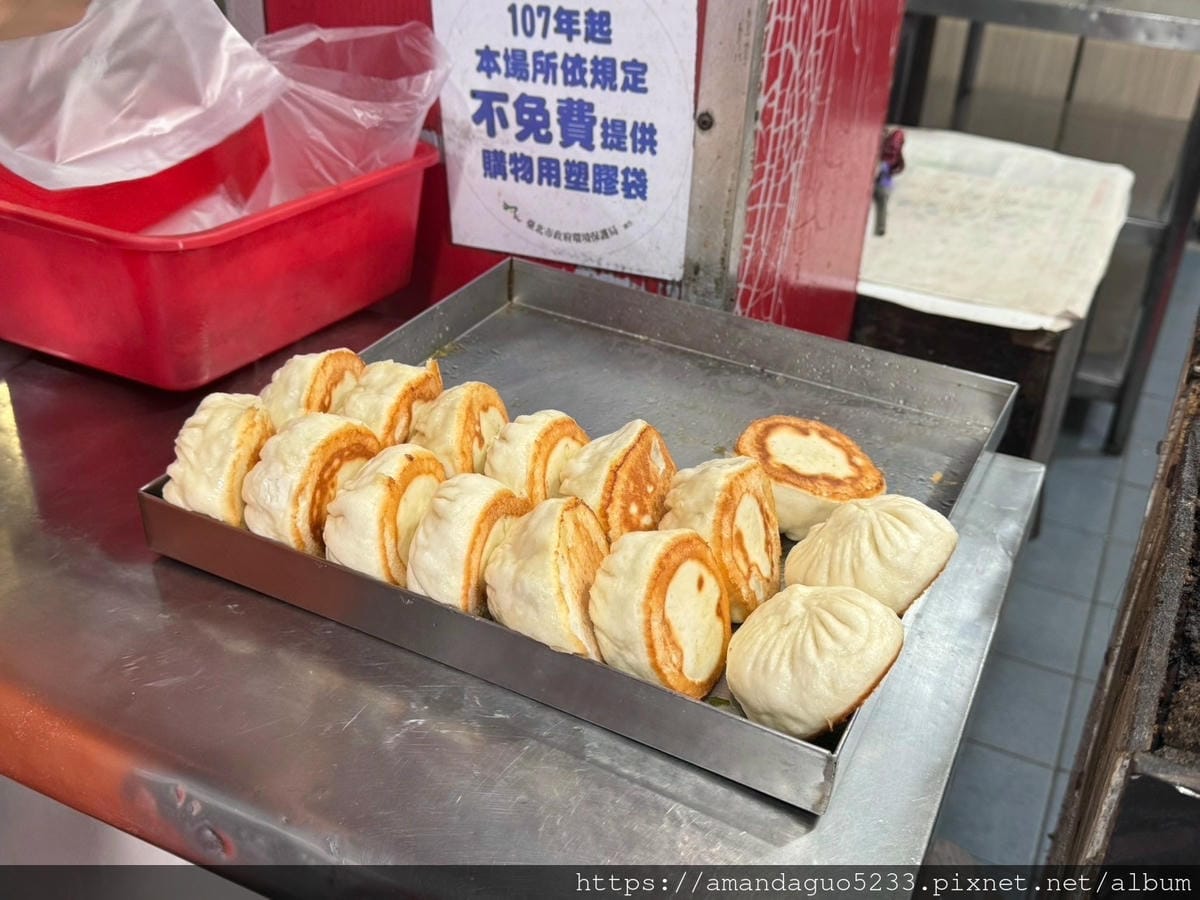 食記-台北市中正區寧波生煎包開鍋秒殺生煎包,三種口味各