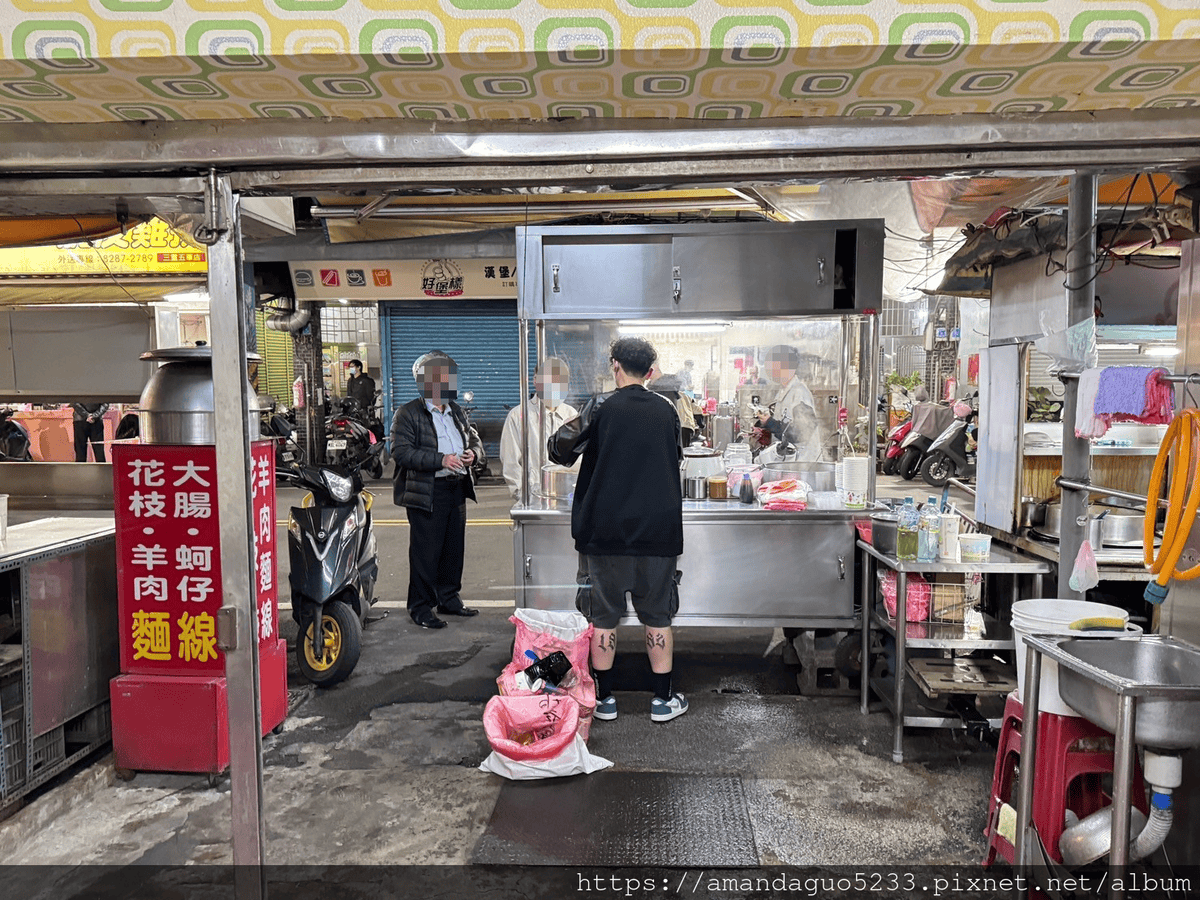 食記-新北市三重區林大腸麵線多口味麵線店,大腸鹹香大塊
