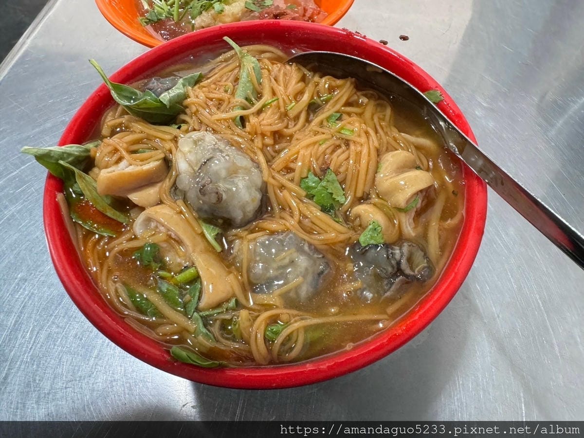 食記-新北市三重區林大腸麵線多口味麵線店,大腸鹹香大塊