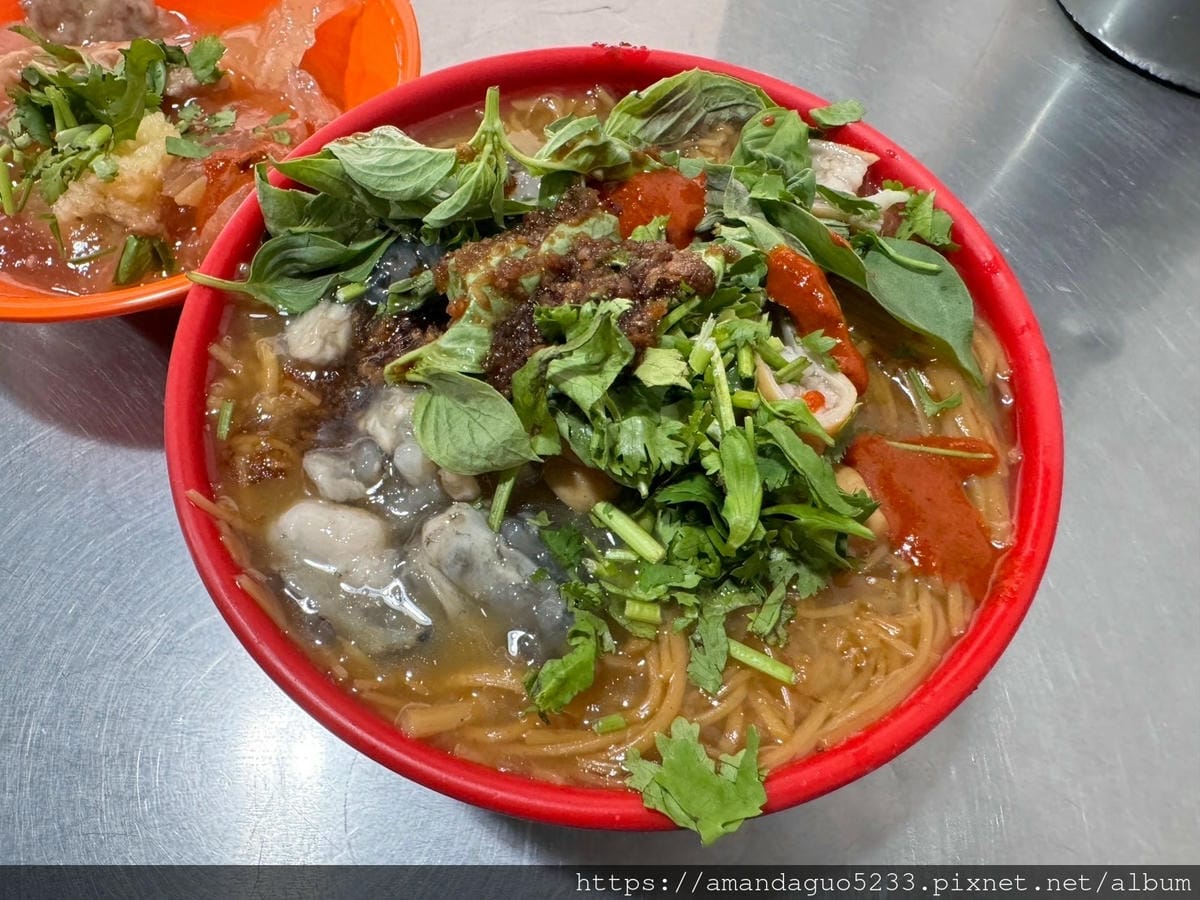食記-新北市三重區林大腸麵線多口味麵線店,大腸鹹香大塊