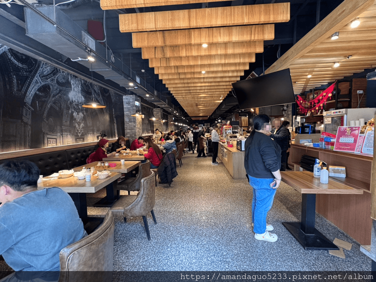 食記-新北市蘆洲區人从众厚切牛排館(蘆洲長榮店)平價自
