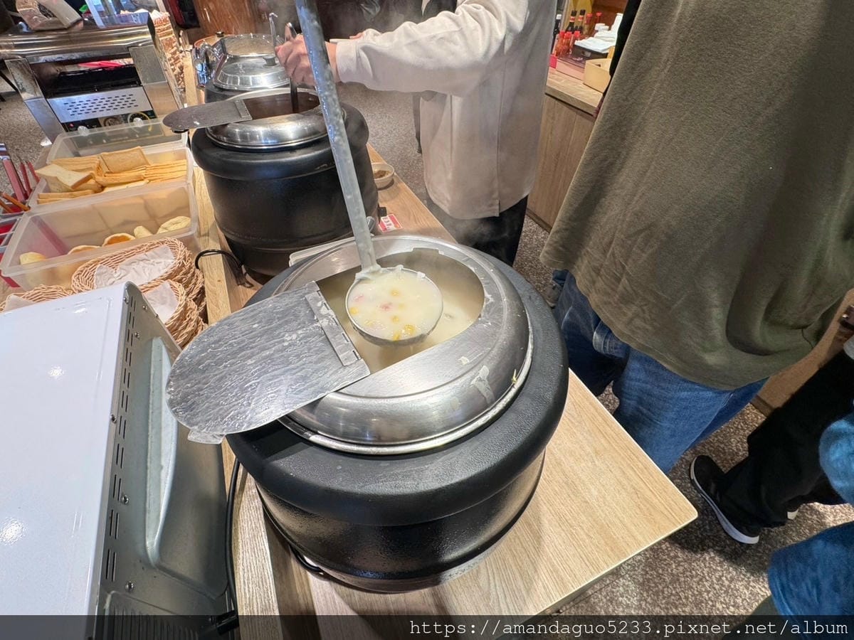 食記-新北市蘆洲區人从众厚切牛排館(蘆洲長榮店)平價自