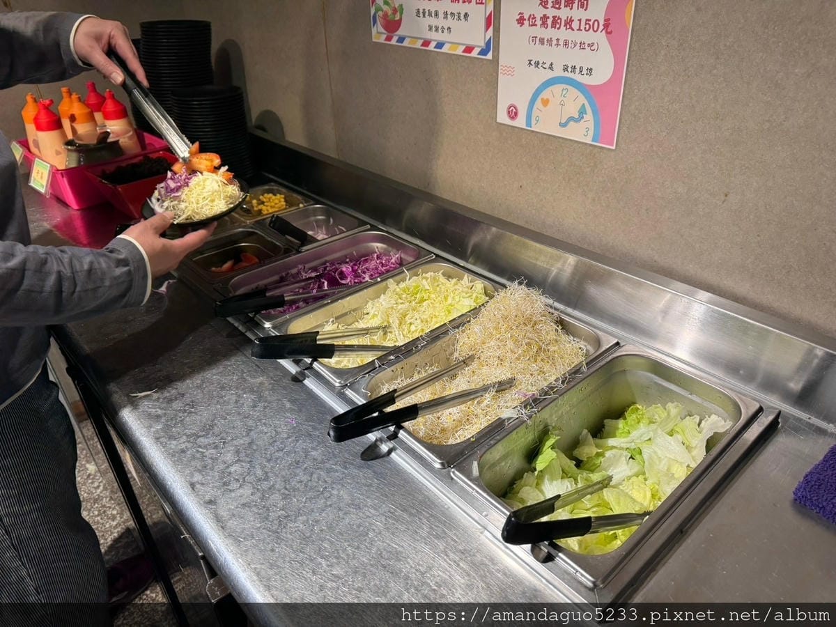 食記-新北市蘆洲區人从众厚切牛排館(蘆洲長榮店)平價自