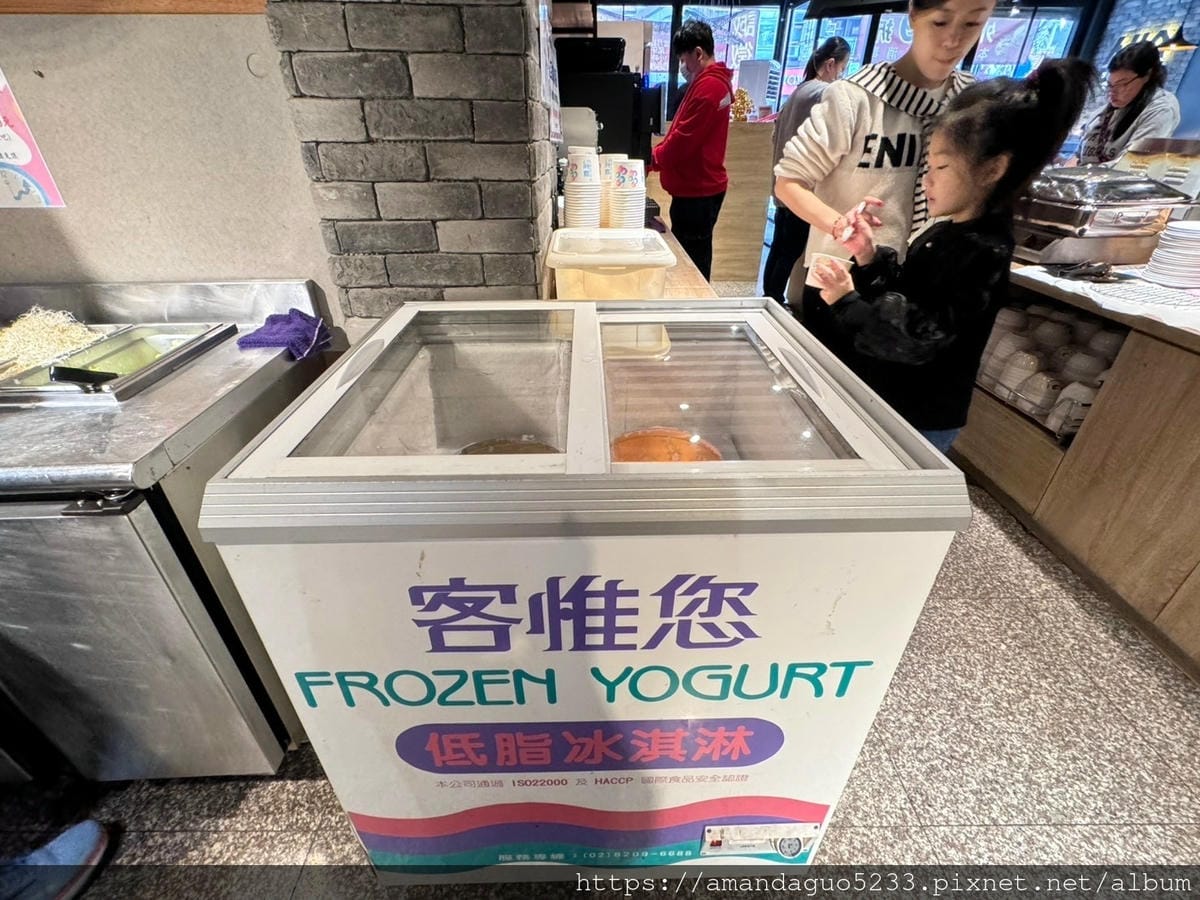 食記-新北市蘆洲區人从众厚切牛排館(蘆洲長榮店)平價自