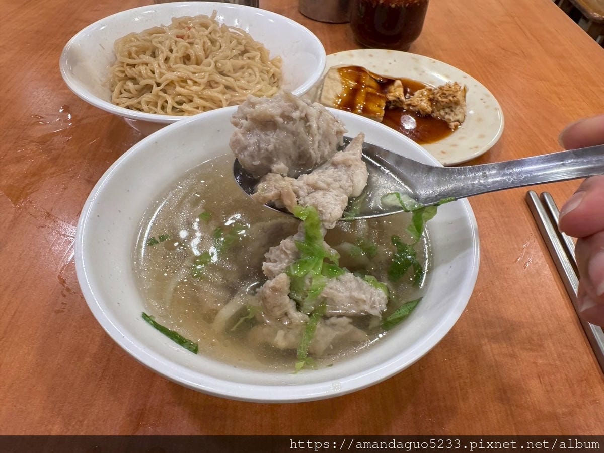 食記-台北市中山區21魯肉飯中山區百貨後巷的低調小吃店