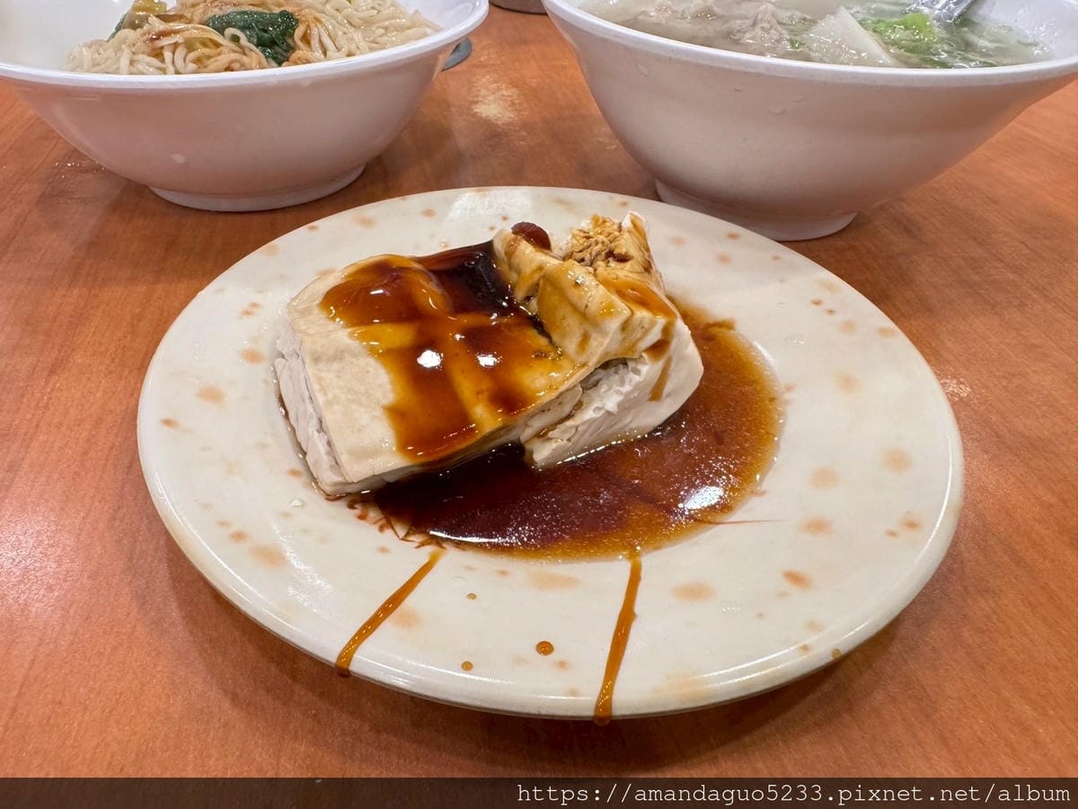 食記-台北市中山區21魯肉飯中山區百貨後巷的低調小吃店