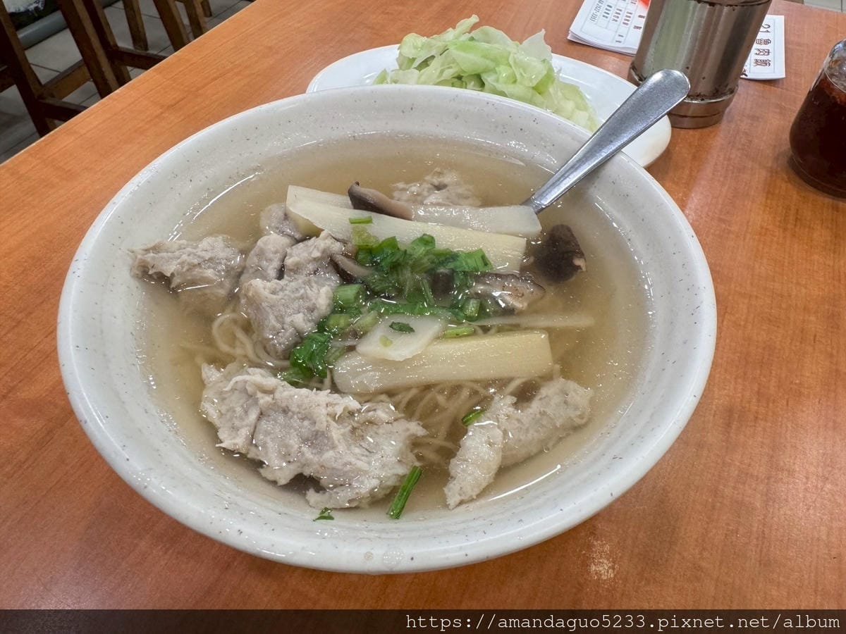 食記-台北市中山區21魯肉飯中山區百貨後巷的低調小吃店