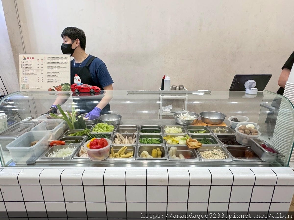 食記-台北市萬華區什麼雞鹹水雞(西門店)西門捷運站出口