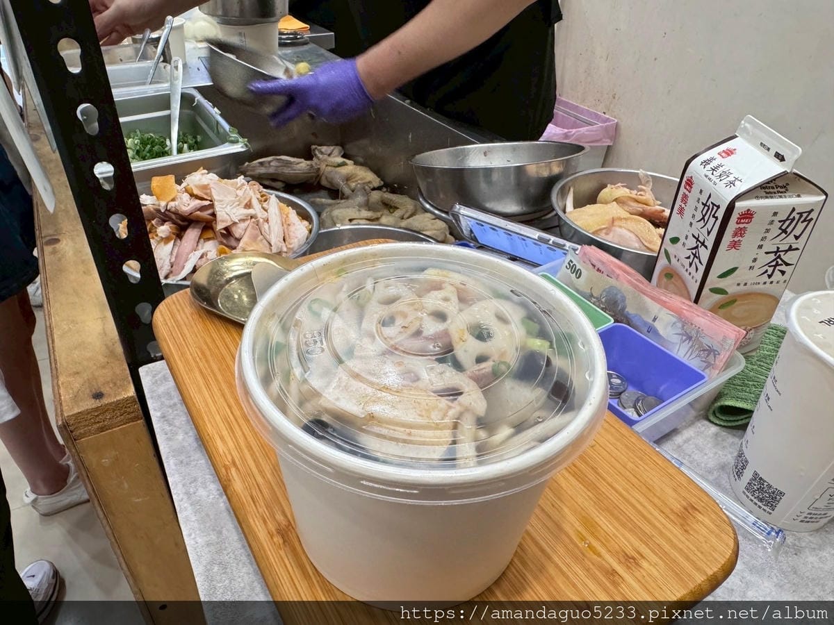 食記-台北市萬華區什麼雞鹹水雞(西門店)西門捷運站出口