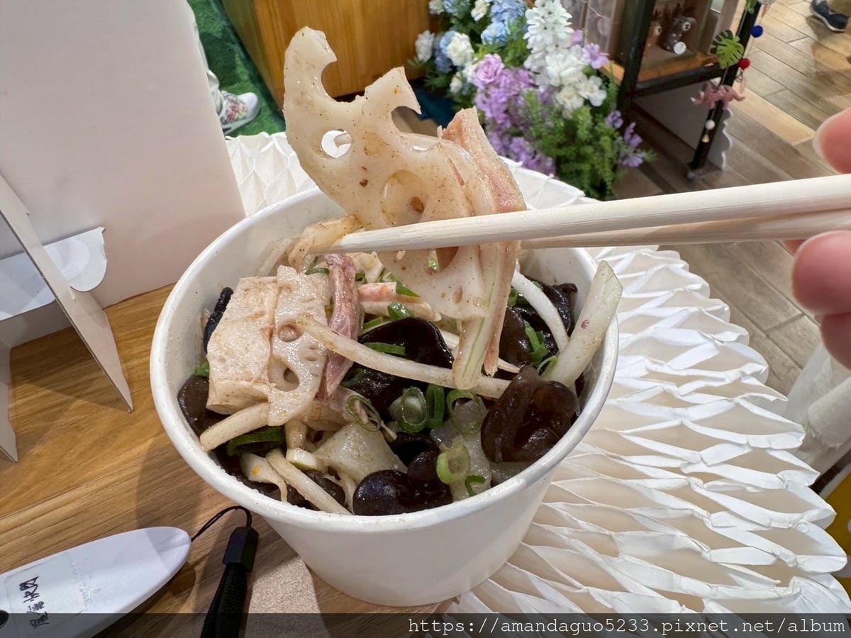食記-台北市萬華區什麼雞鹹水雞(西門店)西門捷運站出口