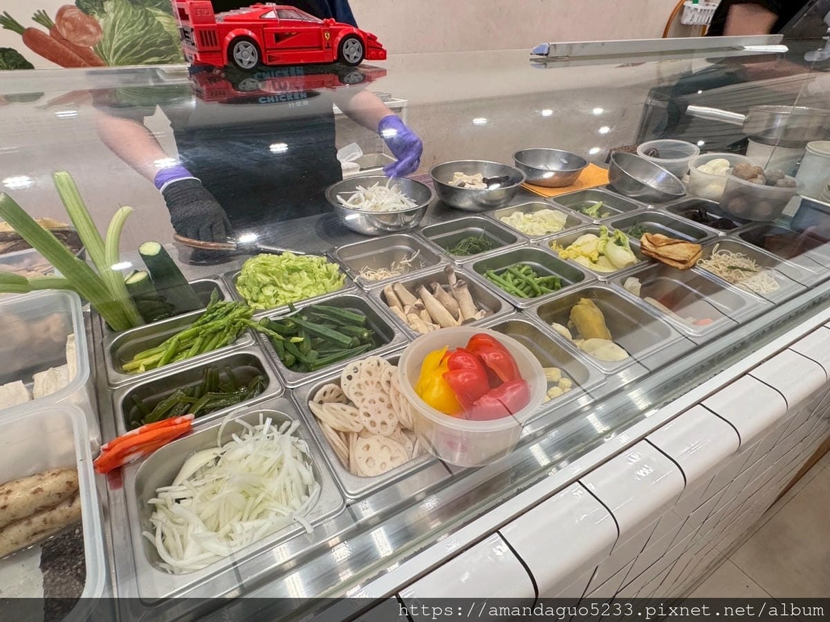 食記-台北市萬華區什麼雞鹹水雞(西門店)西門捷運站出口