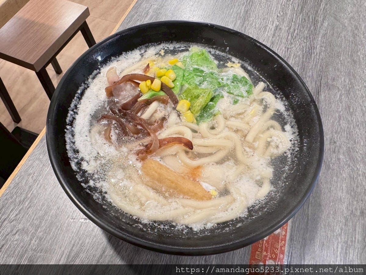 食記- 台北市中山區伊府軒鍋燒專賣店中山站百元鍋燒麵店