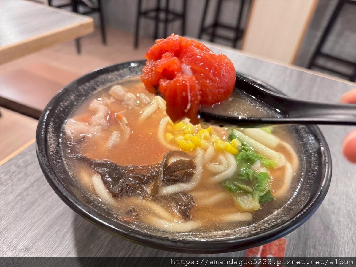 食記- 台北市中山區伊府軒鍋燒專賣店中山站百元鍋燒麵店