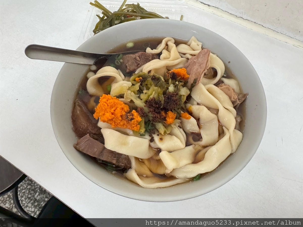 食記-台北市萬華區建宏牛肉麵從早餐吃到宵夜的百元牛肉麵 食記-台北市萬華區建宏牛肉麵從早餐吃到宵夜的百元牛肉麵