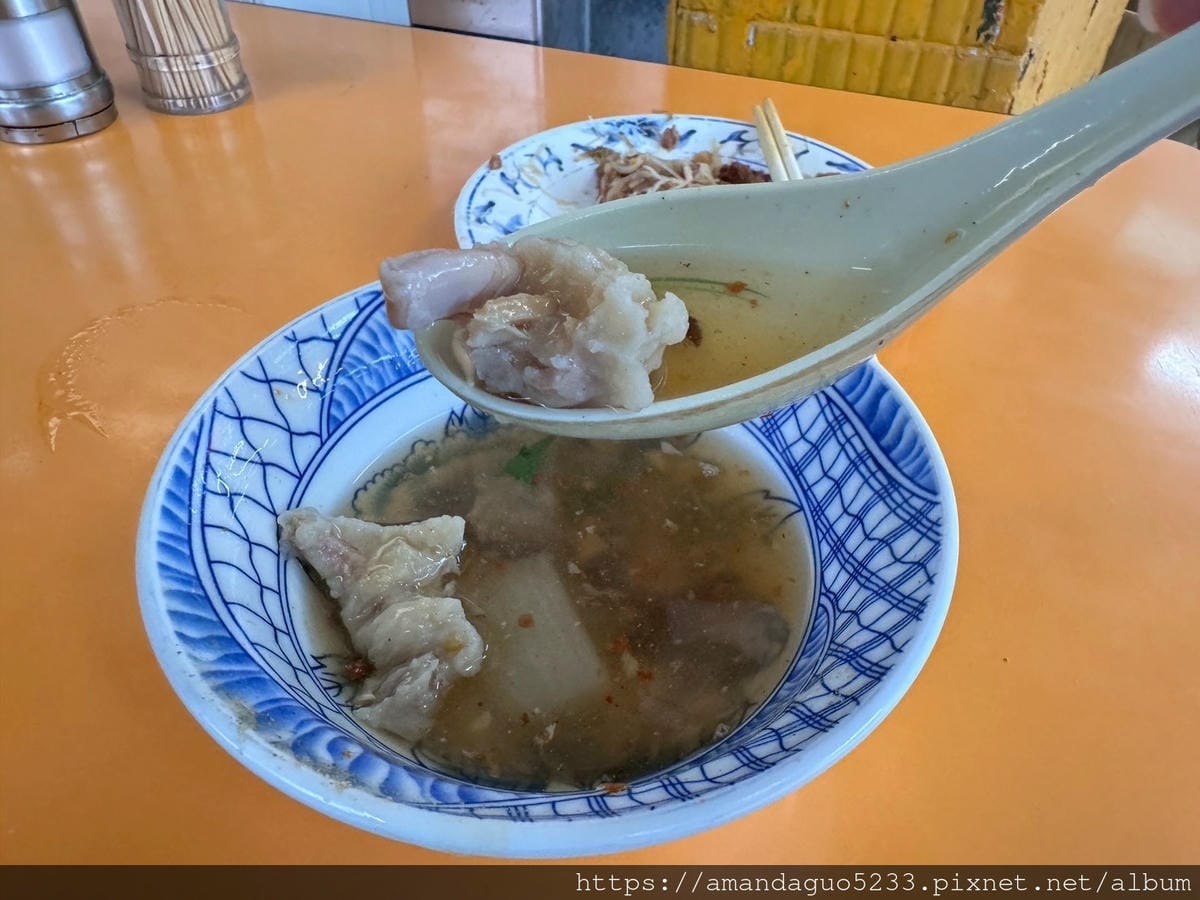 食記-台北市萬華區正老牌魷魚平西門町老字號魷魚羹,老客