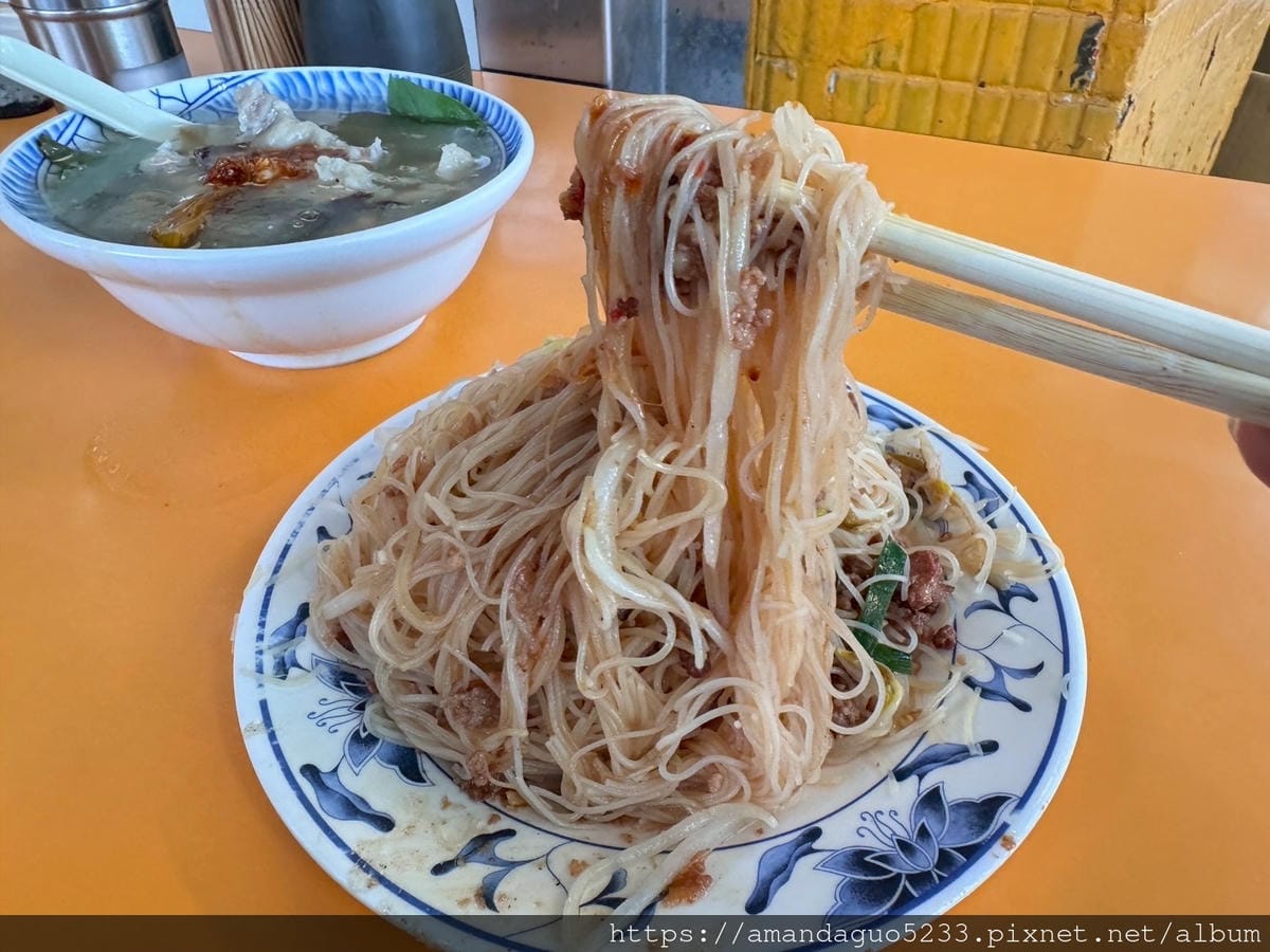 食記-台北市萬華區正老牌魷魚平西門町老字號魷魚羹,老客