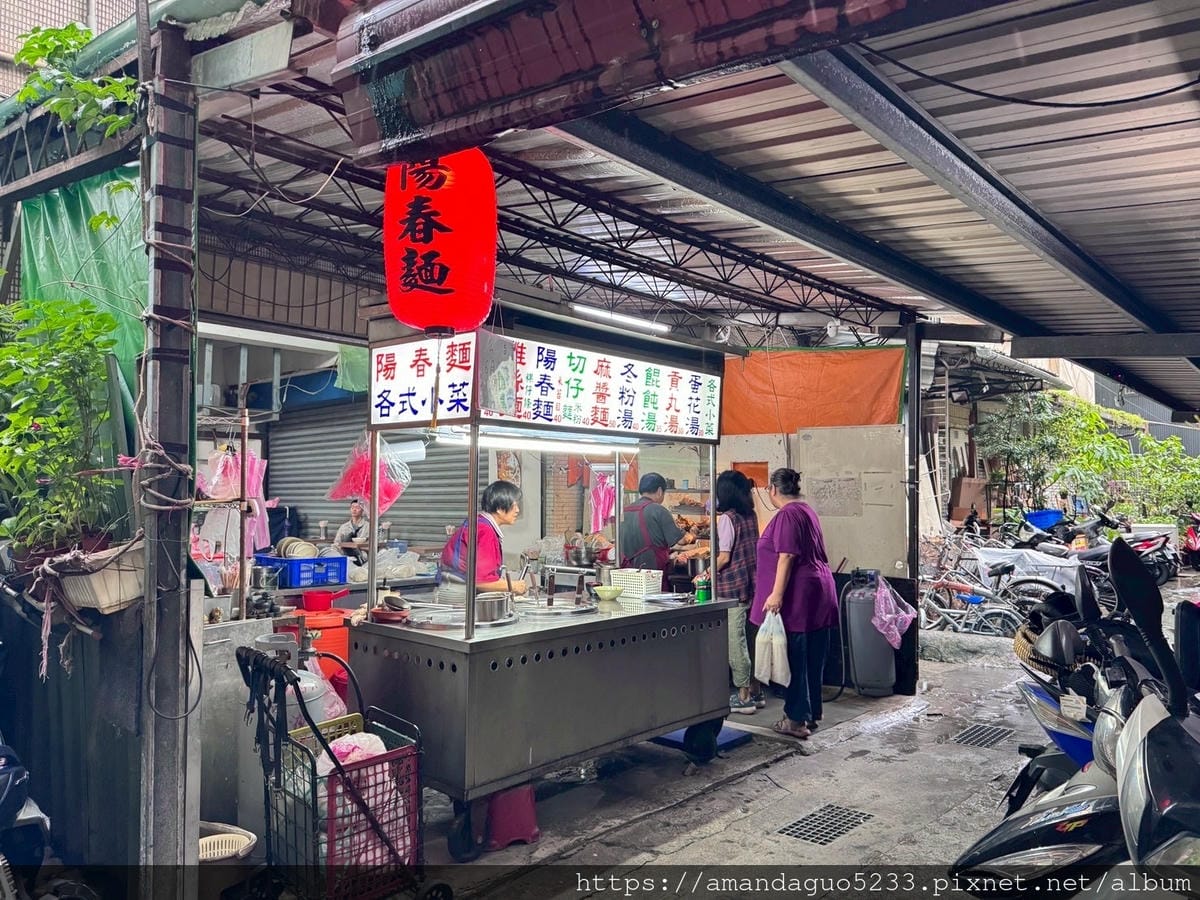 食記-台北市萬華區阿芬麵店巷弄內賣到深夜的古早味麵店,