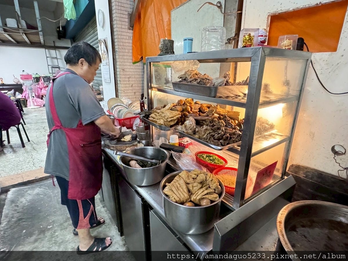 食記-台北市萬華區阿芬麵店巷弄內賣到深夜的古早味麵店,
